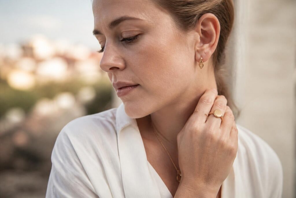 découvrez les bijoux privés, des créations uniques qui reflètent parfaitement votre personnalité et votre style distinctif.